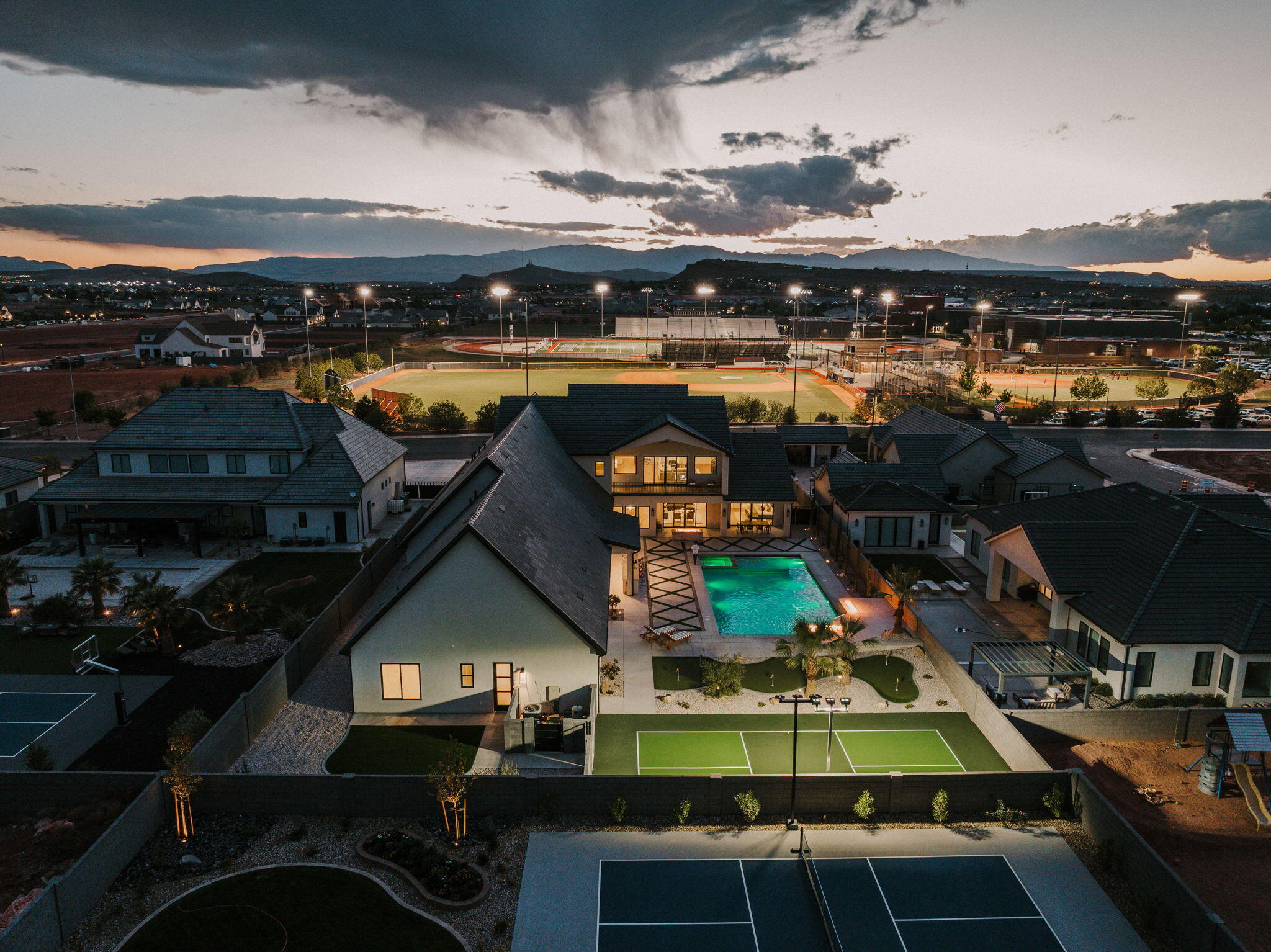 BRECKENRIDGE ESTATES - Residential