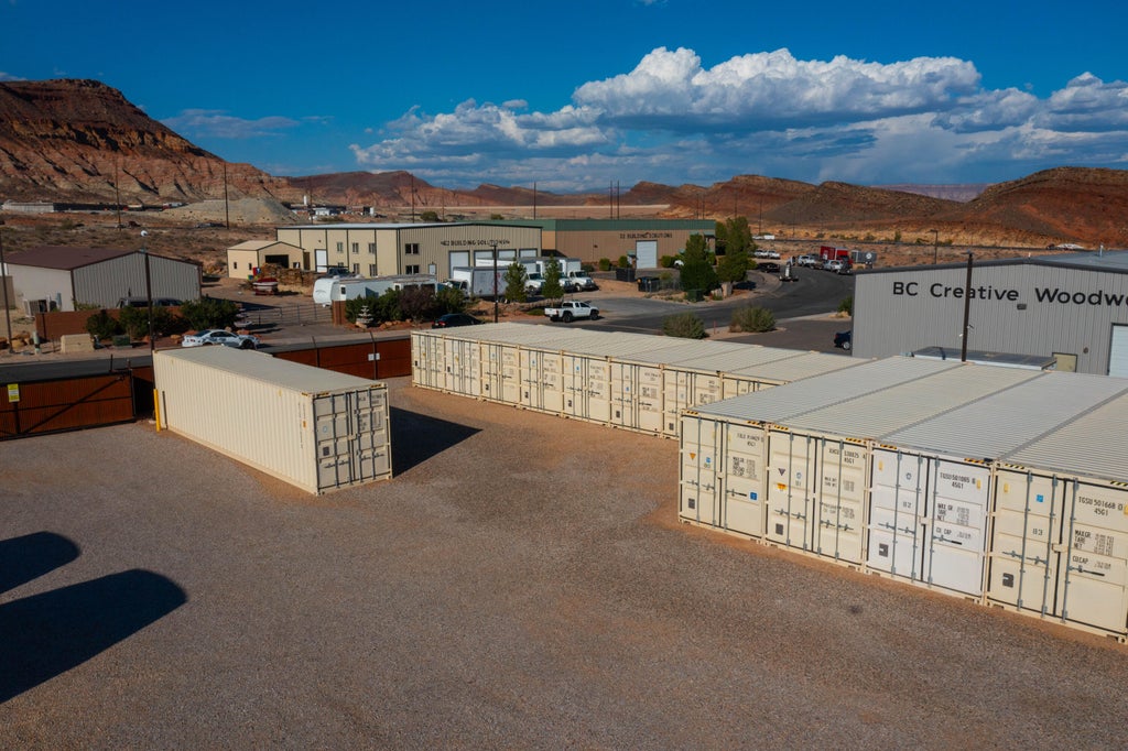 Photo of 5156 Wheeler Way, Hurricane, UT 84737 (MLS # 26-277059)