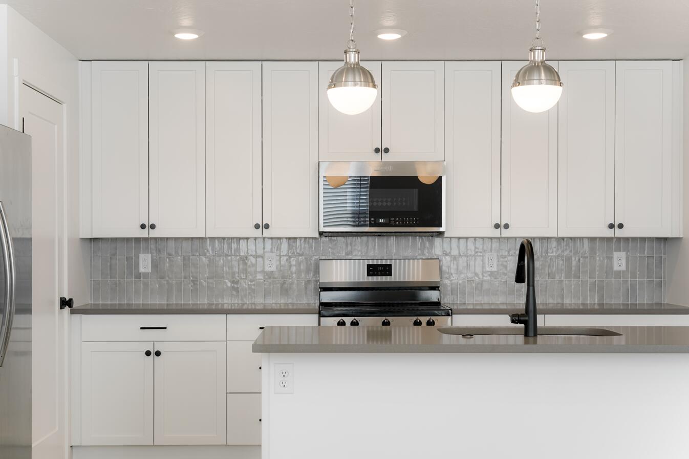 CORAL SPRINGS CONDOMINIUMS - Residential