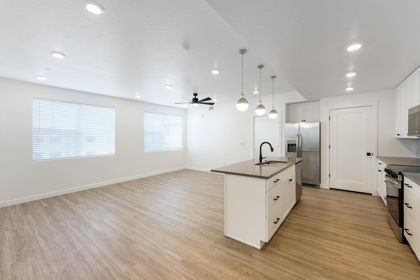 CORAL SPRINGS CONDOMINIUMS - Residential