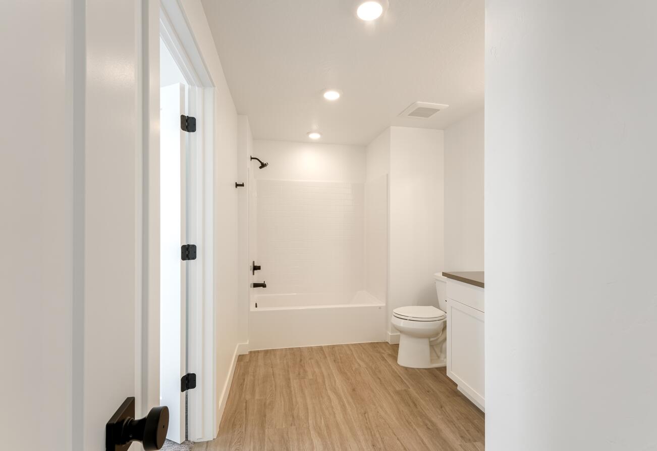 CORAL SPRINGS CONDOMINIUMS - Residential