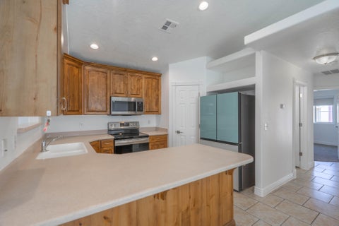 Tiny photo for 87 PHEASANT DR, Hurricane, UT 84737 (MLS # 26-274132)