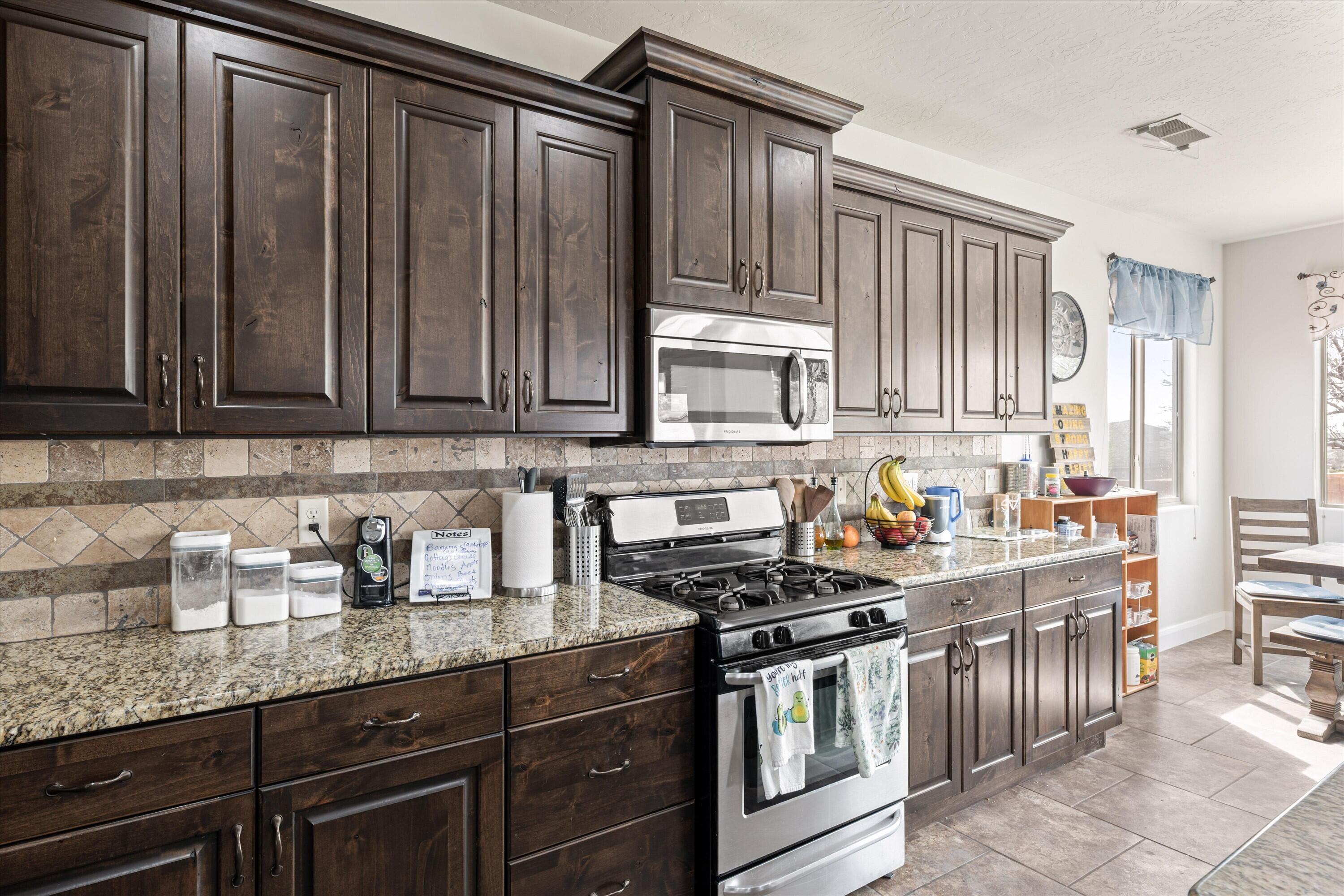 CORONADO RIDGE - Residential