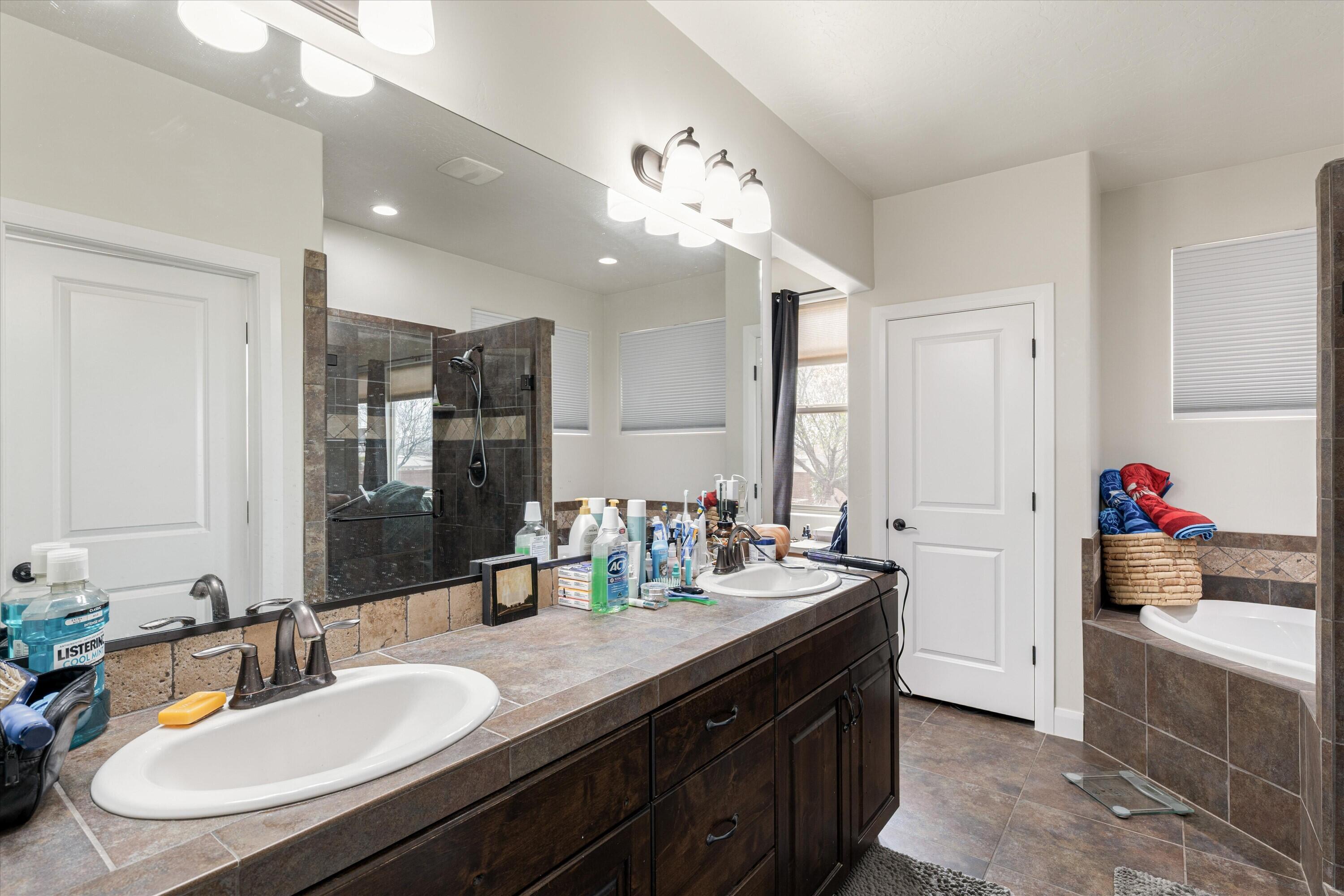 CORONADO RIDGE - Residential