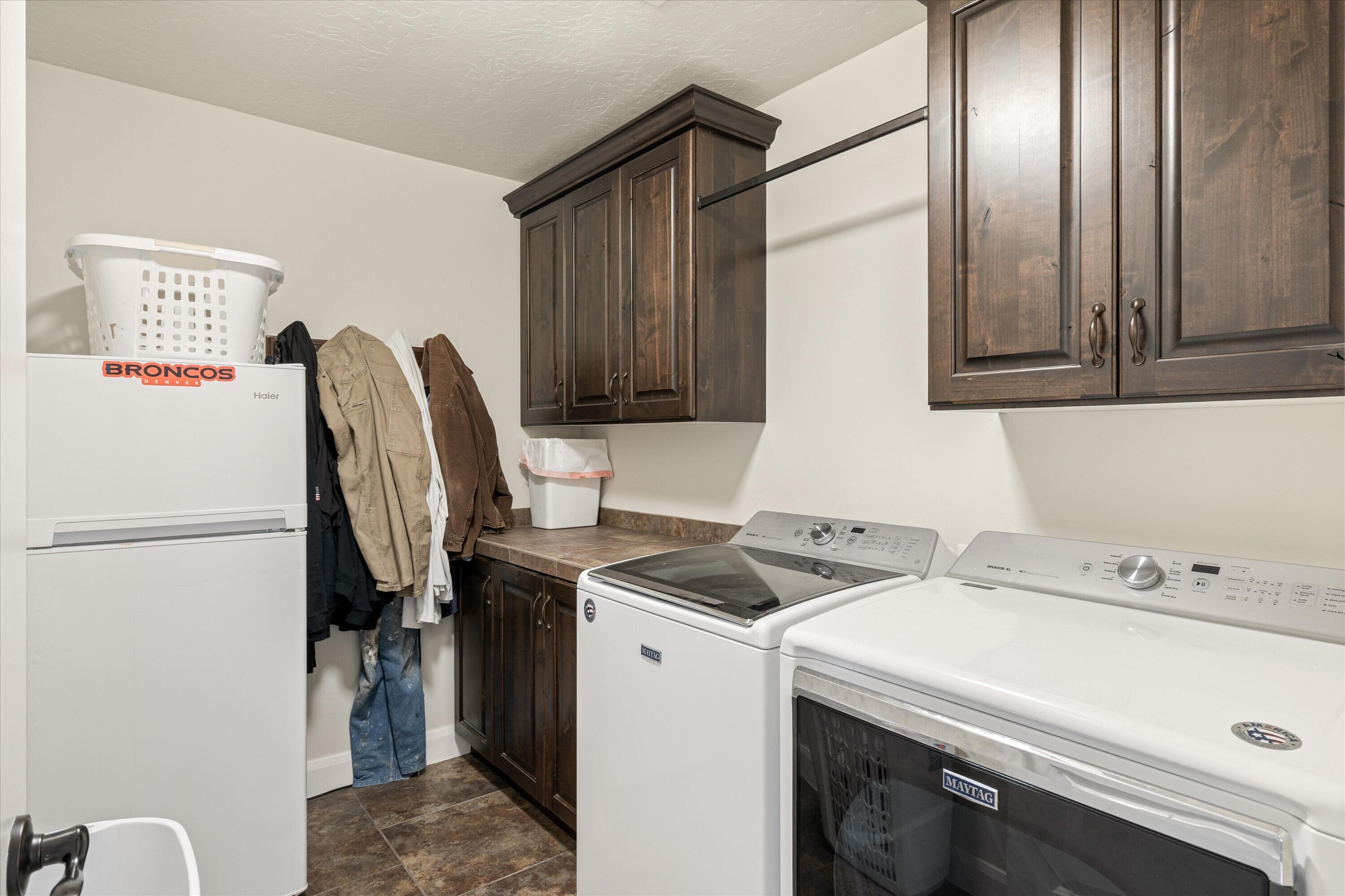 CORONADO RIDGE - Residential