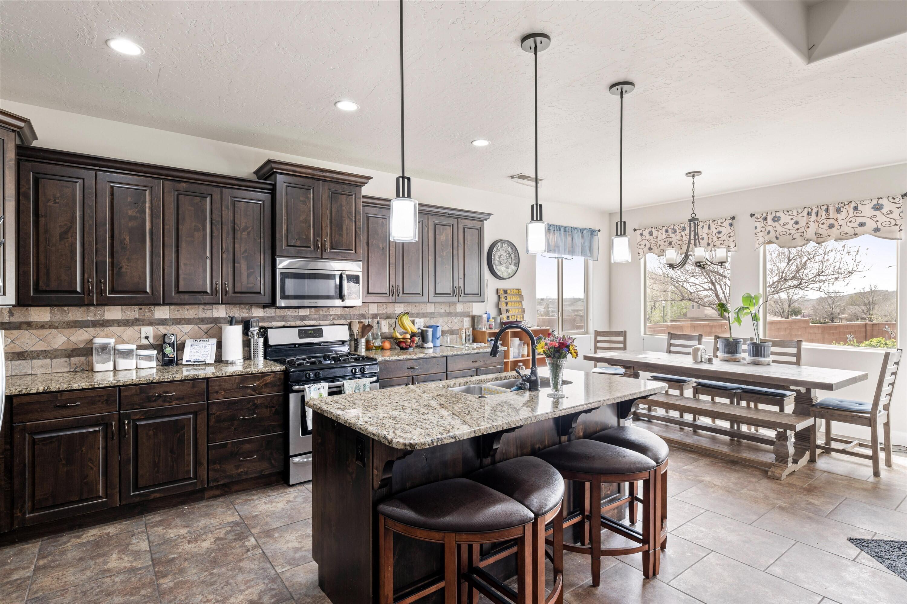 CORONADO RIDGE - Residential