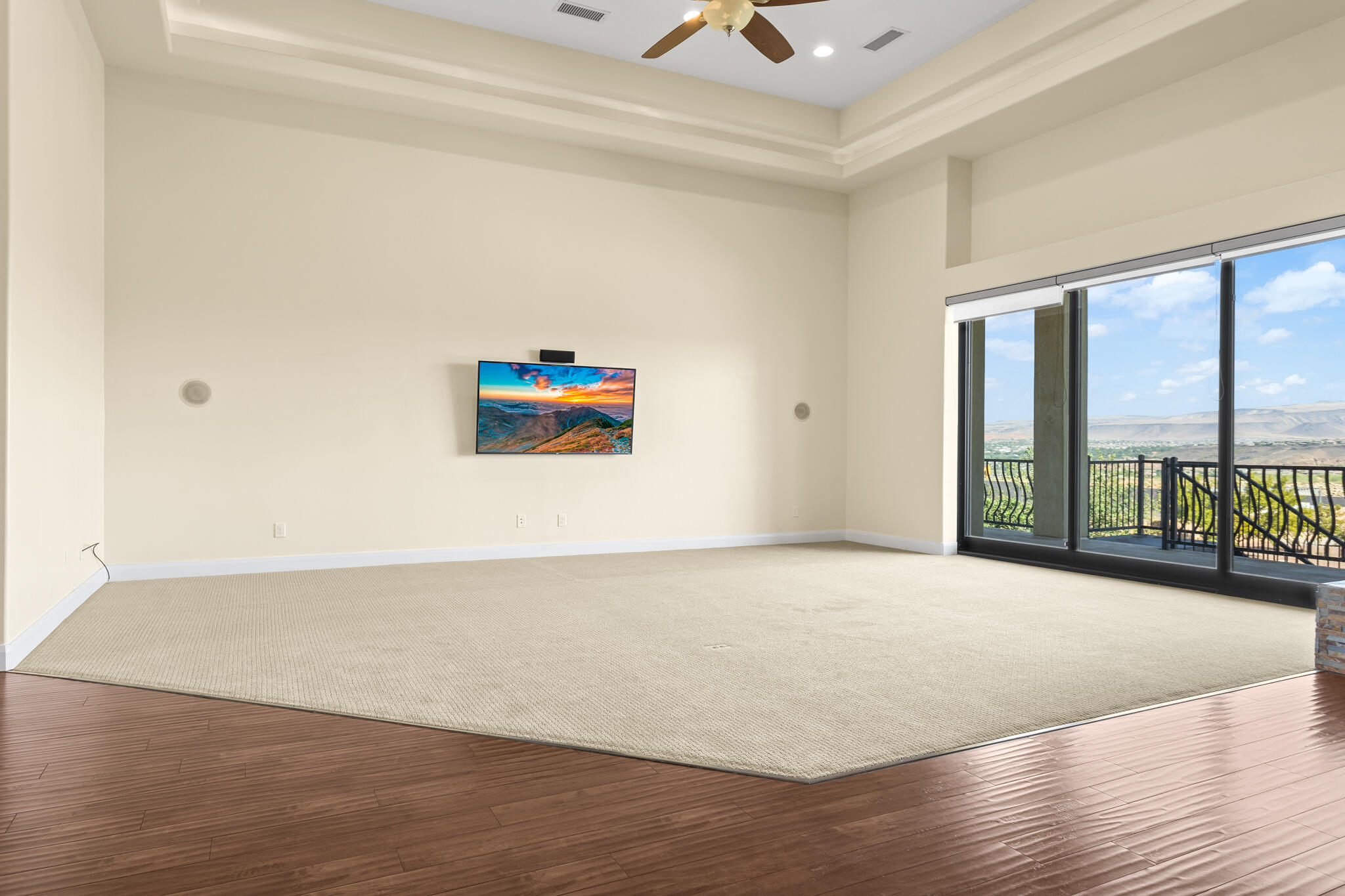 SILVER FALLS AT WASHINGTON BENCH - Residential