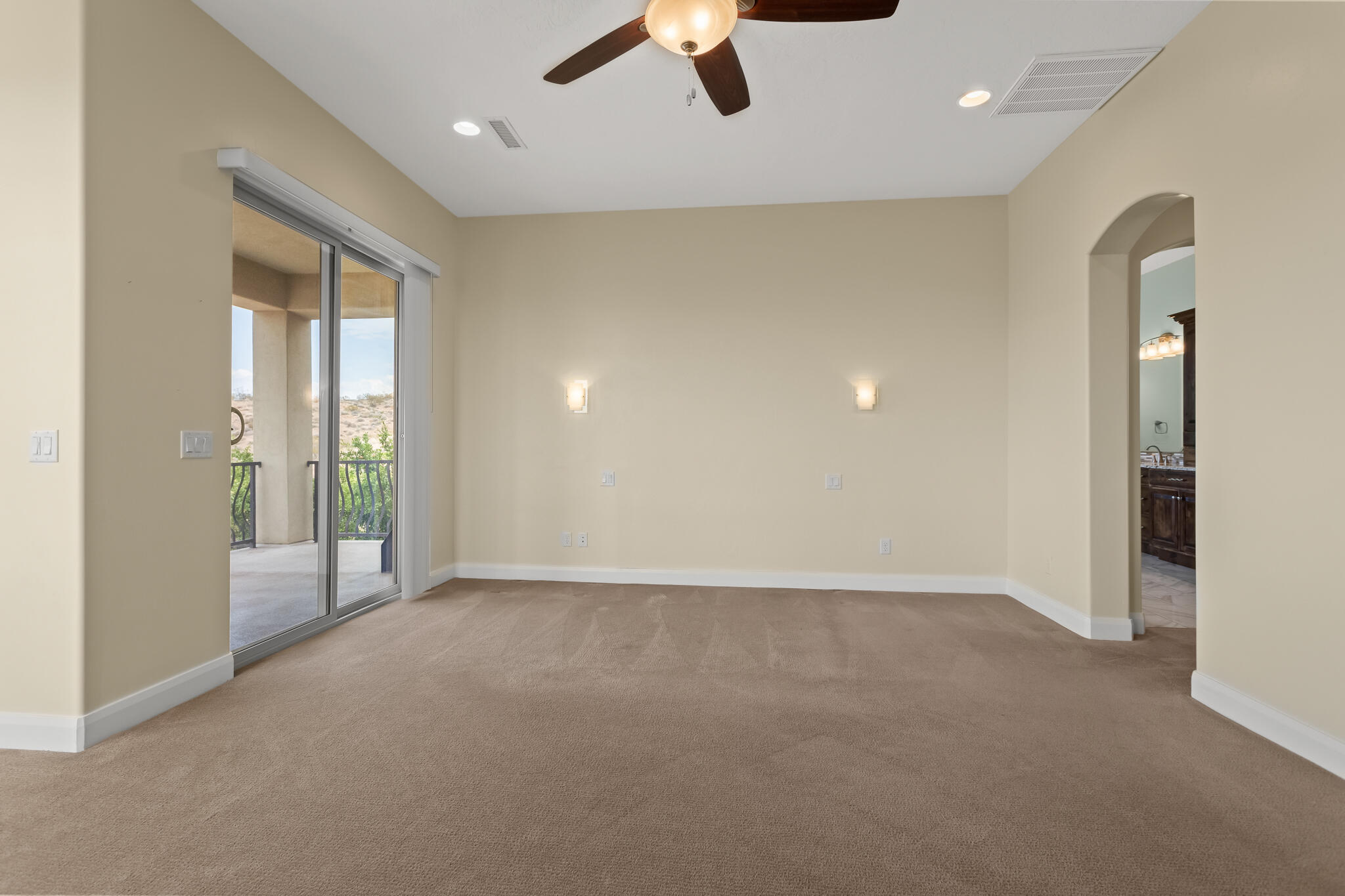 SILVER FALLS AT WASHINGTON BENCH - Residential