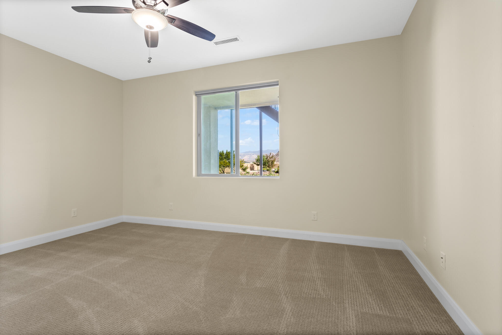 SILVER FALLS AT WASHINGTON BENCH - Residential