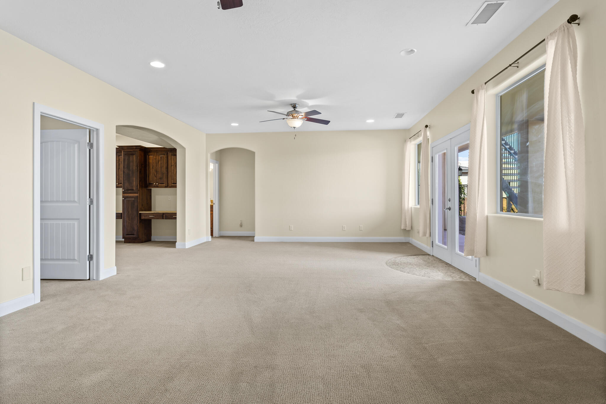 SILVER FALLS AT WASHINGTON BENCH - Residential