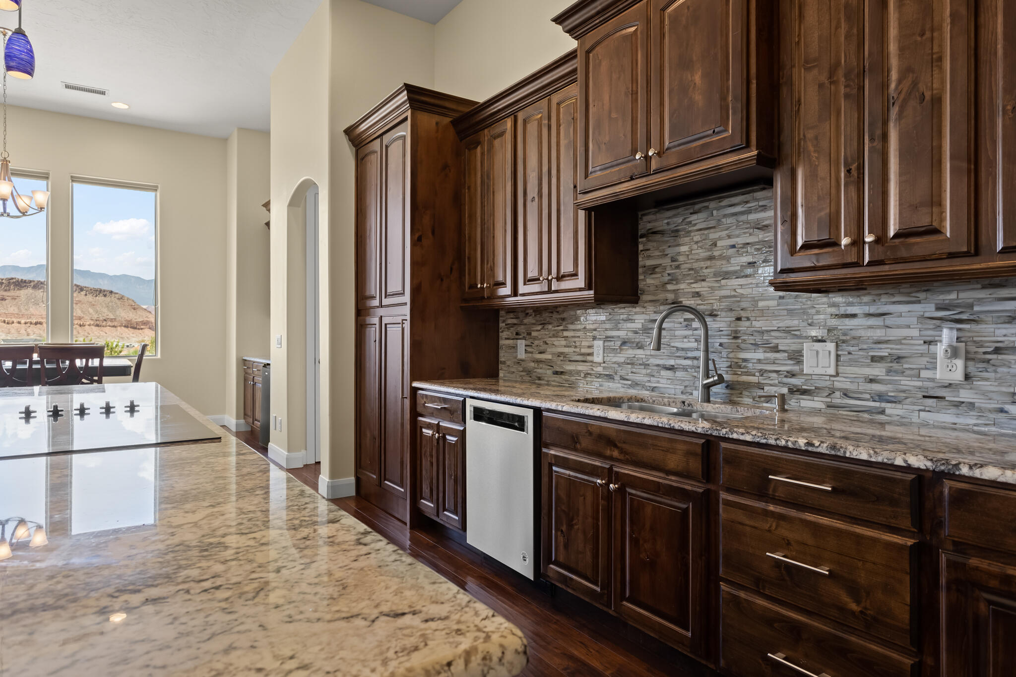 SILVER FALLS AT WASHINGTON BENCH - Residential