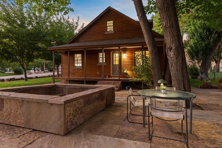 Photo of 127 W Main ST, Rockville, UT 84763 (MLS # 26-274404)