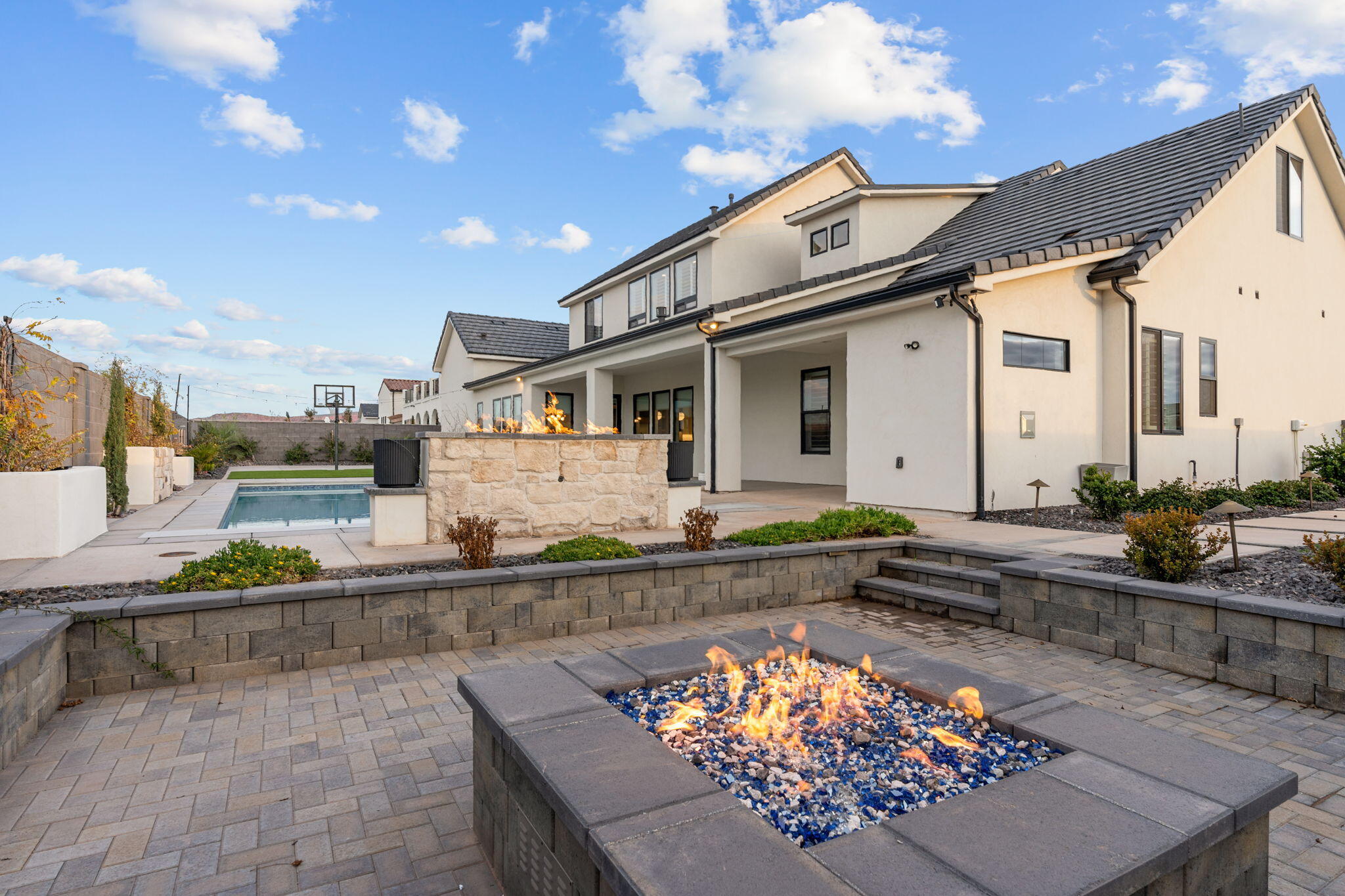 MOORLAND PARK - Residential