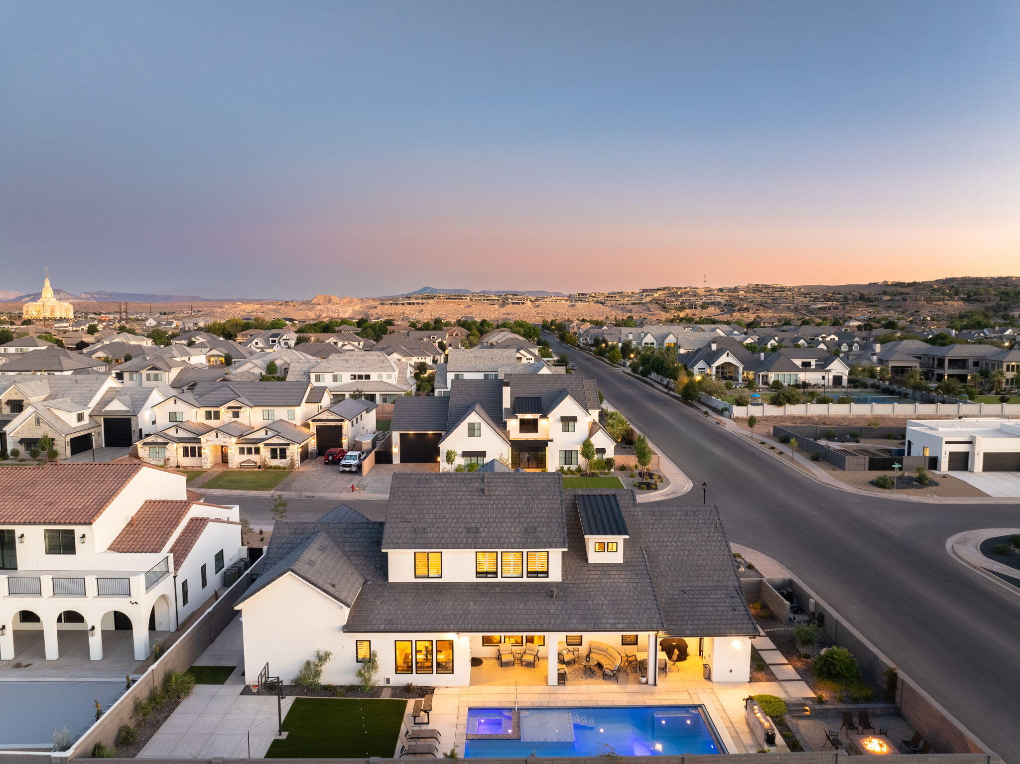 MOORLAND PARK - Residential