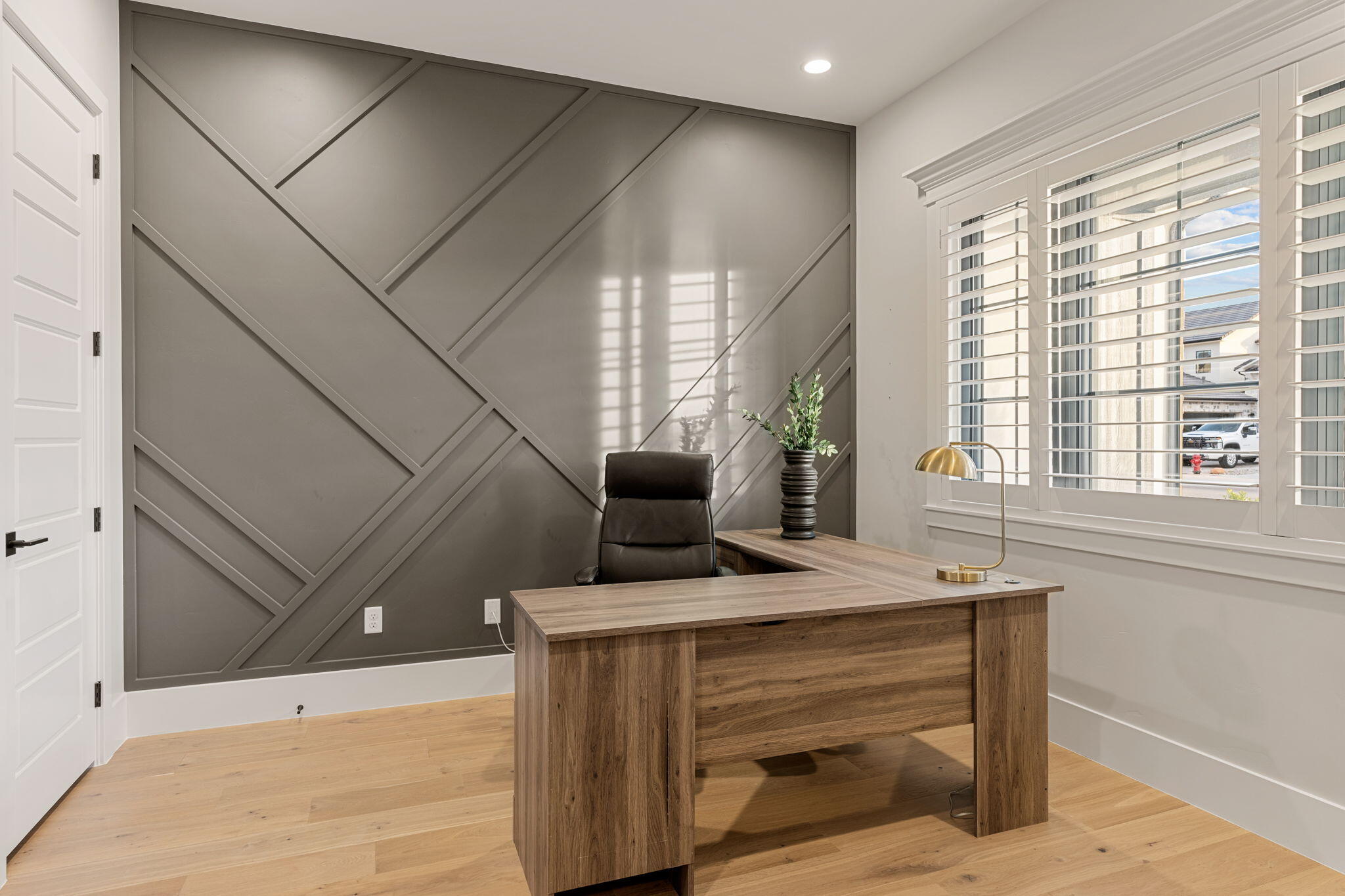 MOORLAND PARK - Residential