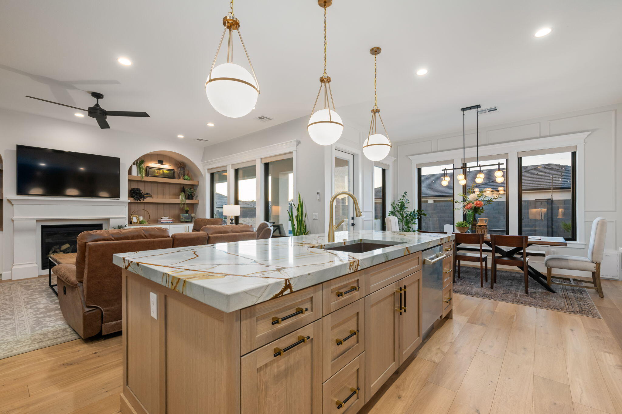 MOORLAND PARK - Residential