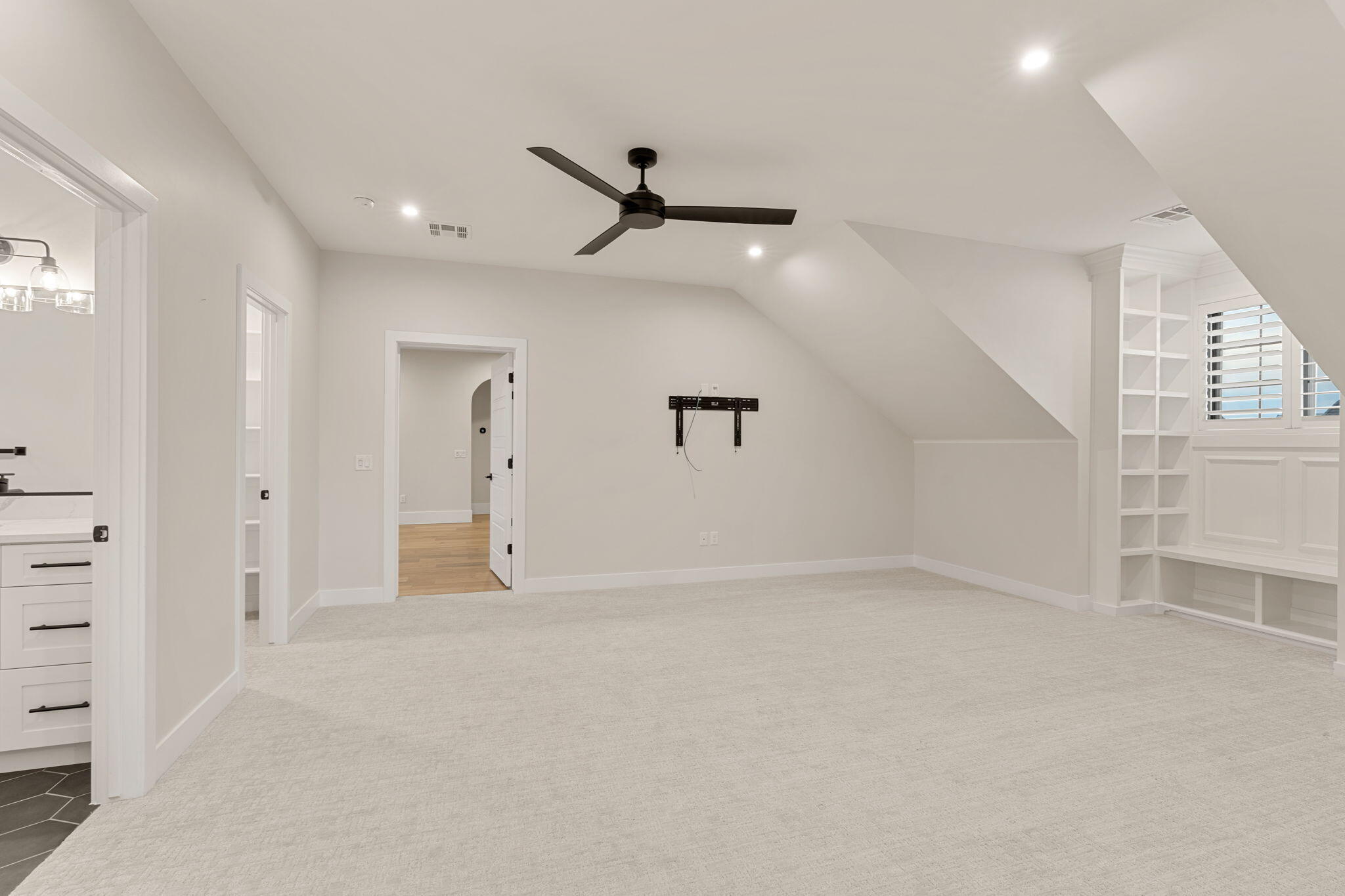 MOORLAND PARK - Residential