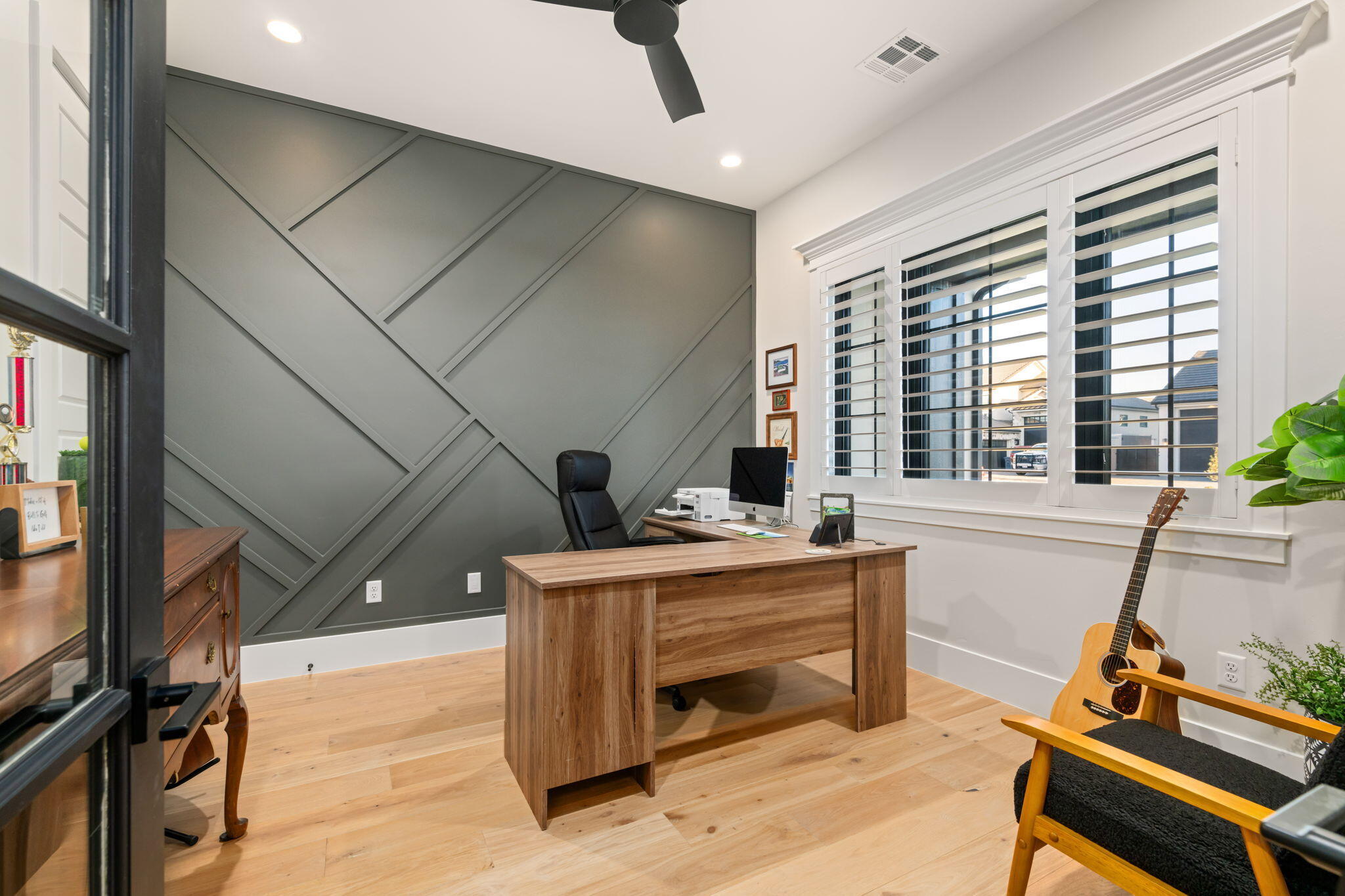 MOORLAND PARK - Residential