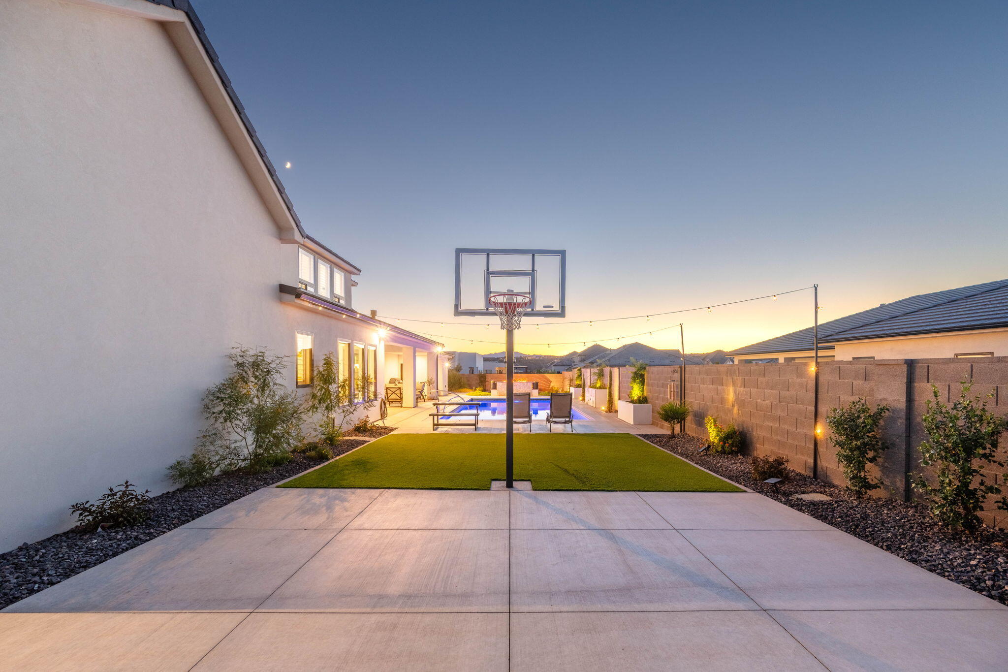 MOORLAND PARK - Residential