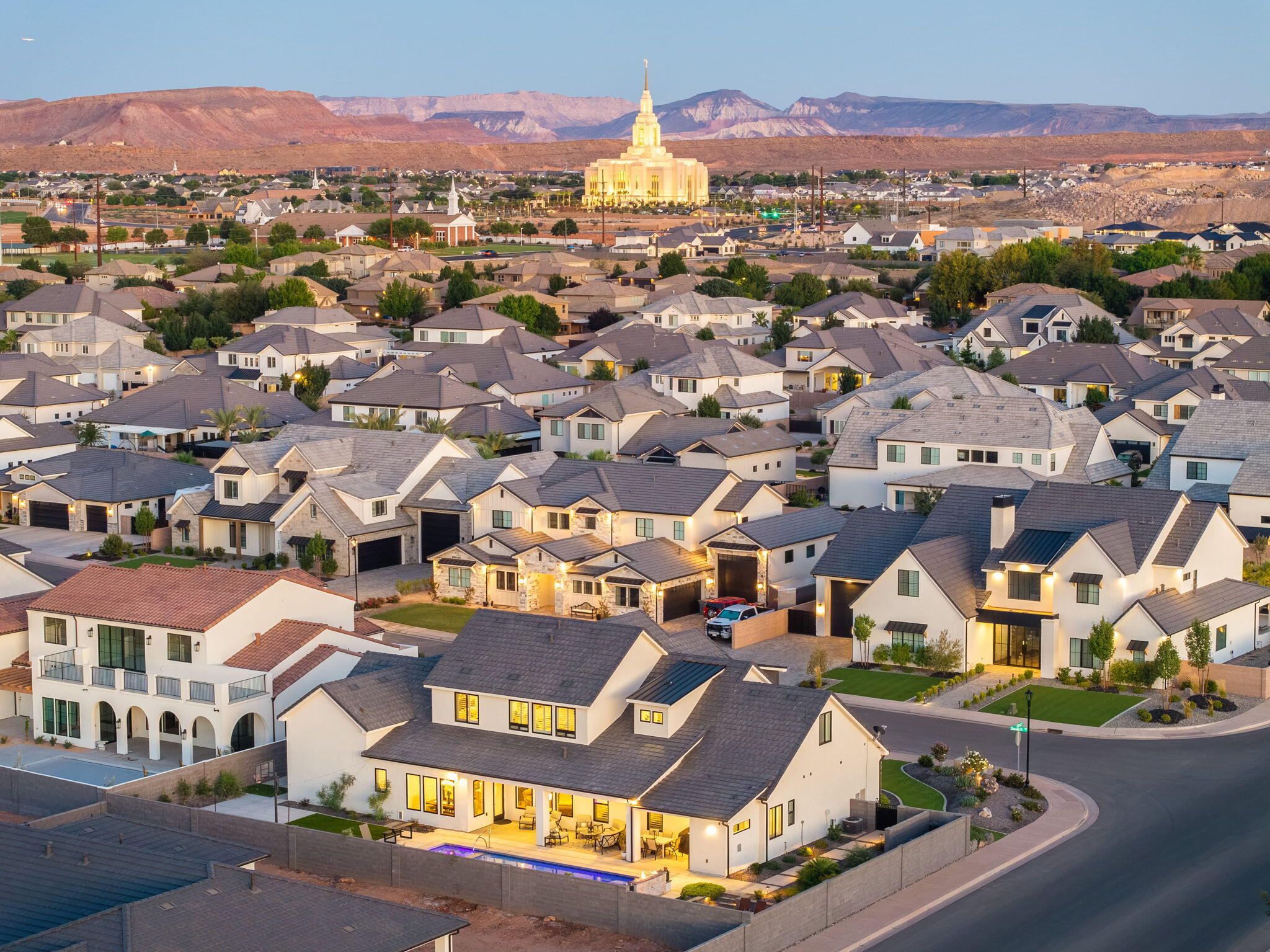 MOORLAND PARK - Residential