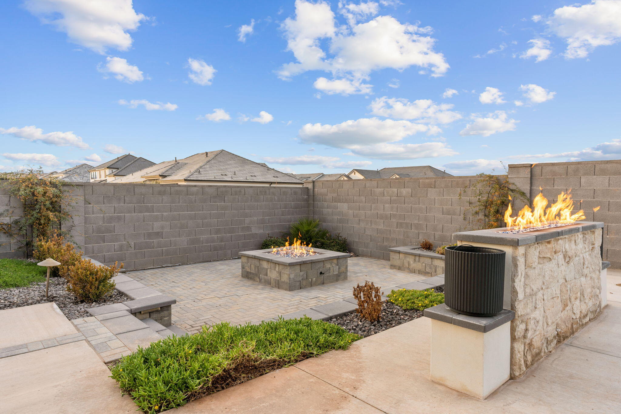 MOORLAND PARK - Residential