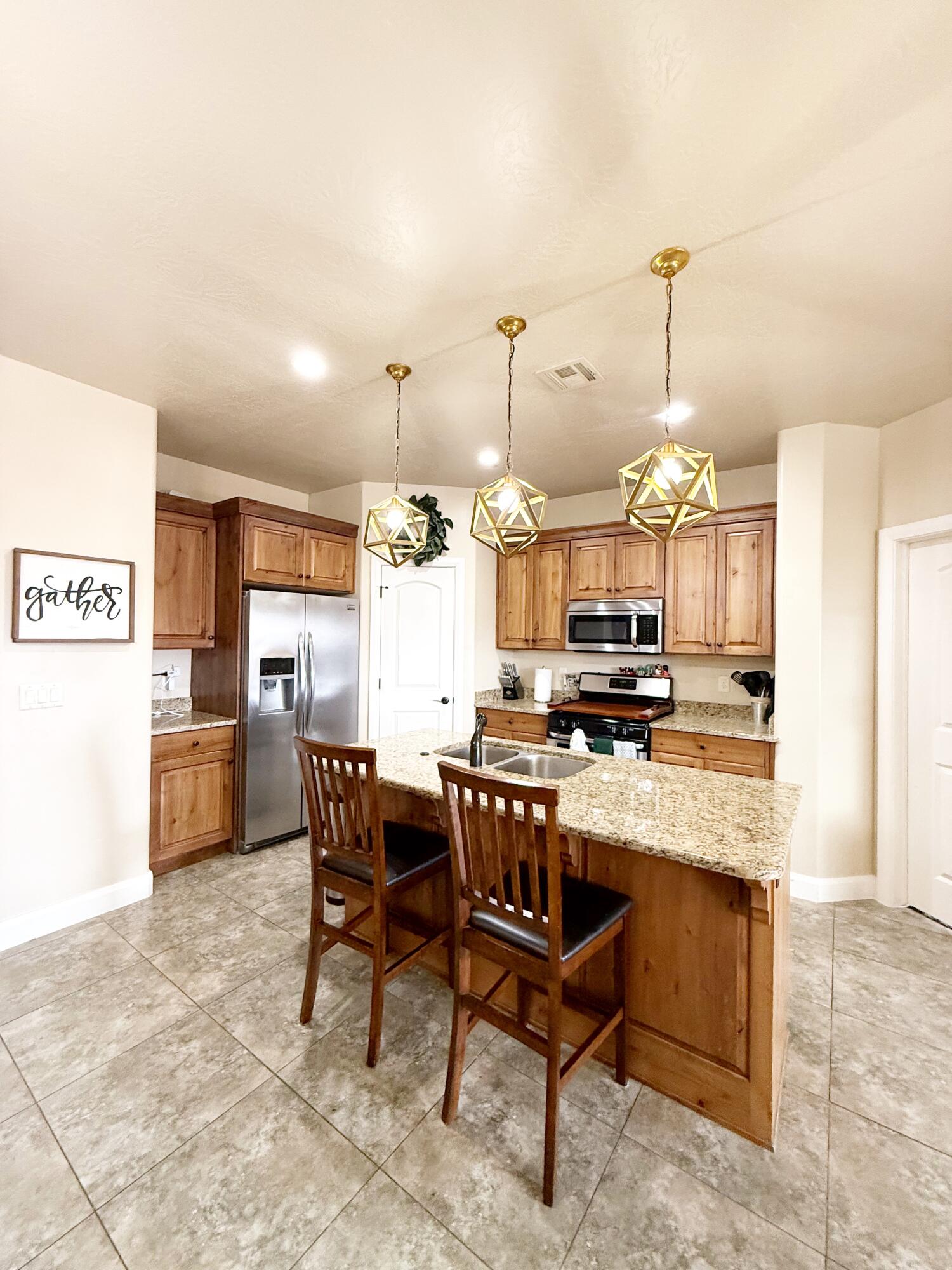 SHADOW RIDGE - Residential