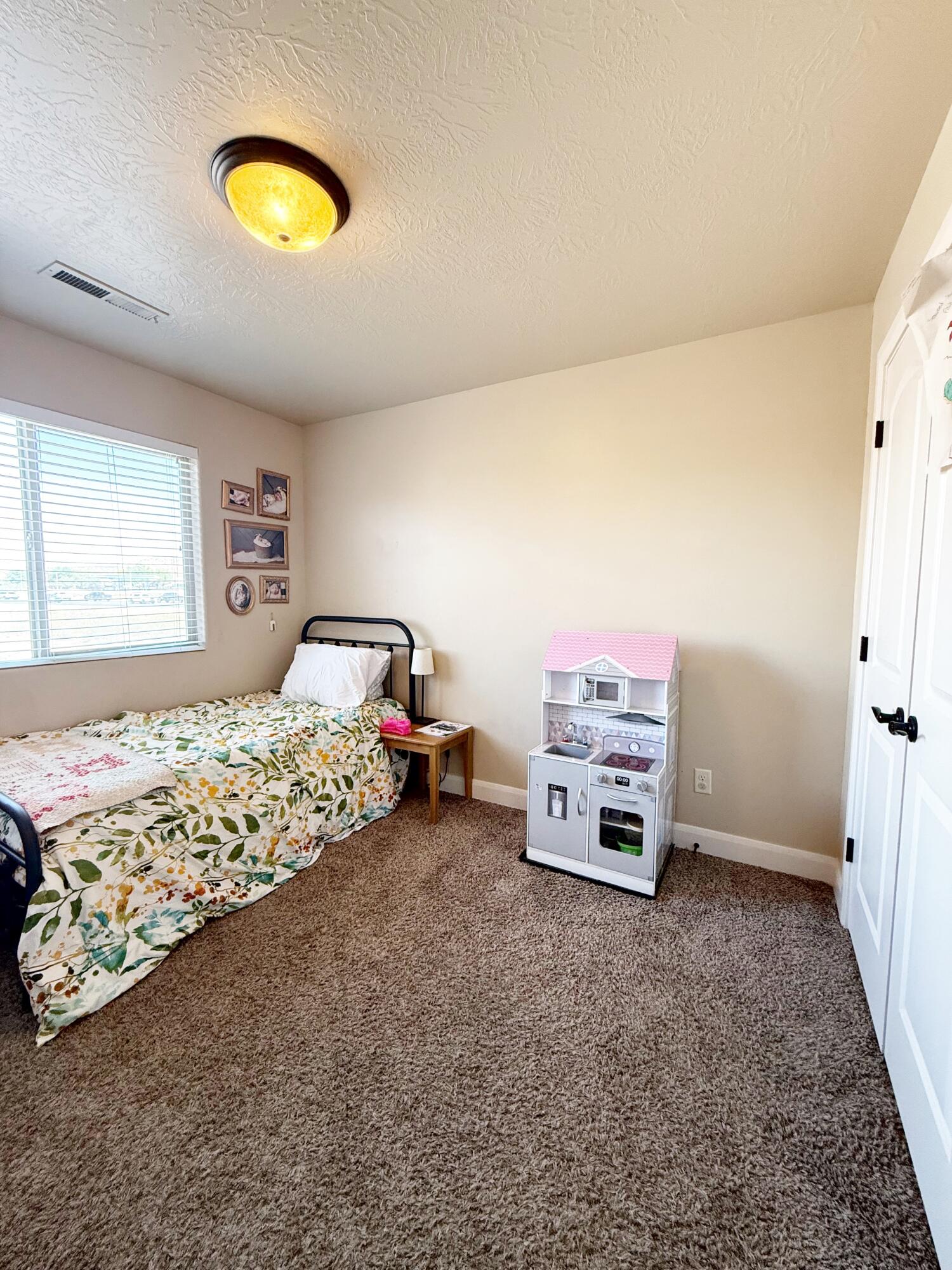 SHADOW RIDGE - Residential