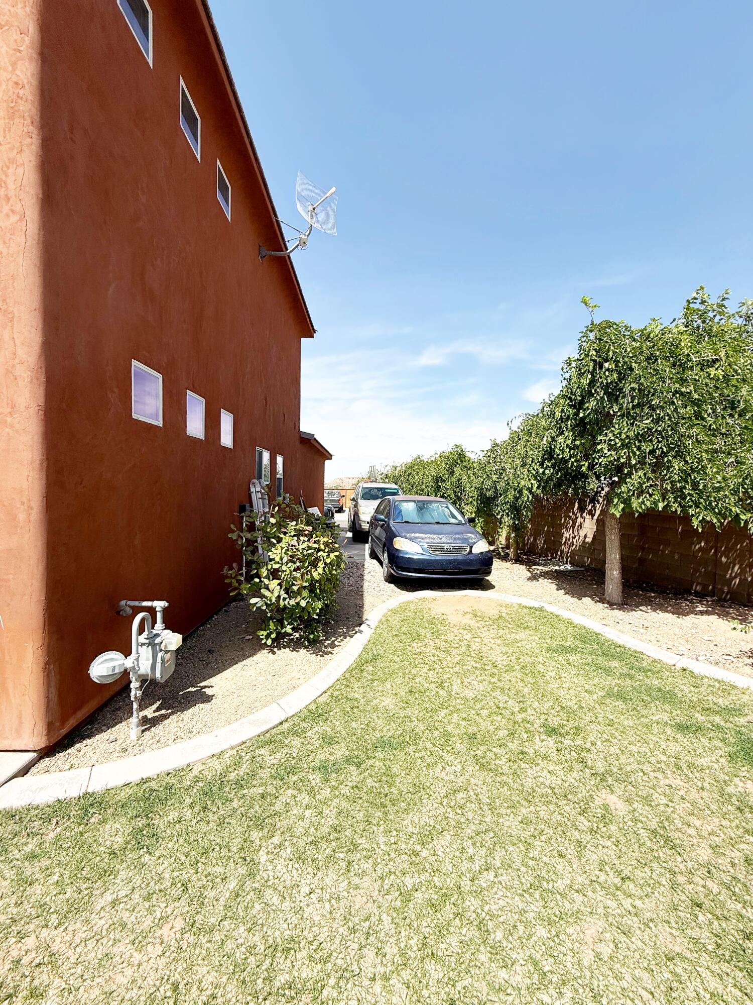 SHADOW RIDGE - Residential