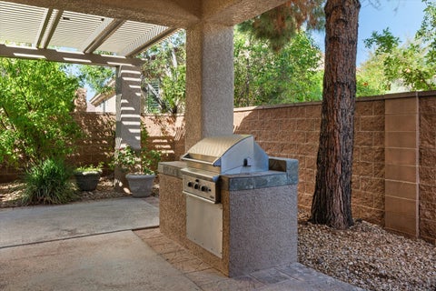 Tiny photo for 4534 Ironwood DR, Saint George, UT 84790 (MLS # 26-276878)