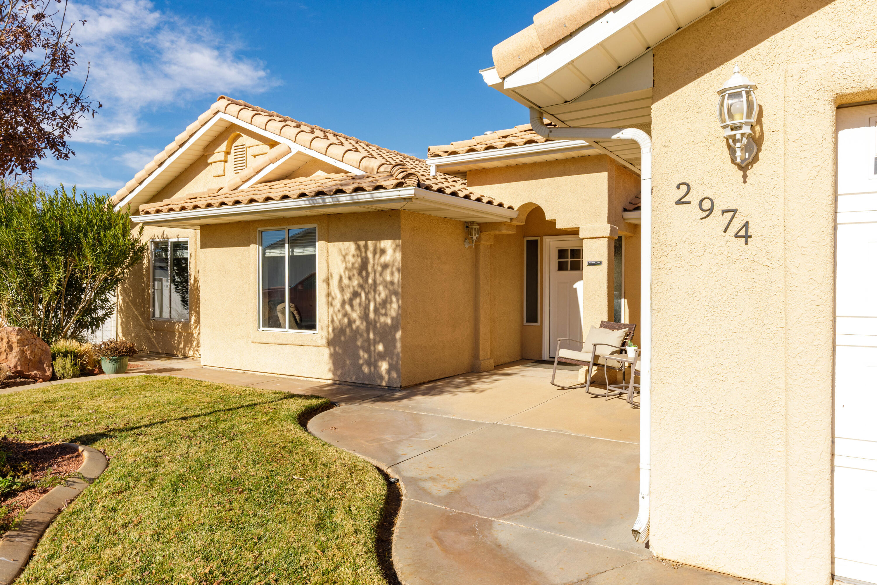 BLOOMINGTON HILLS - Residential