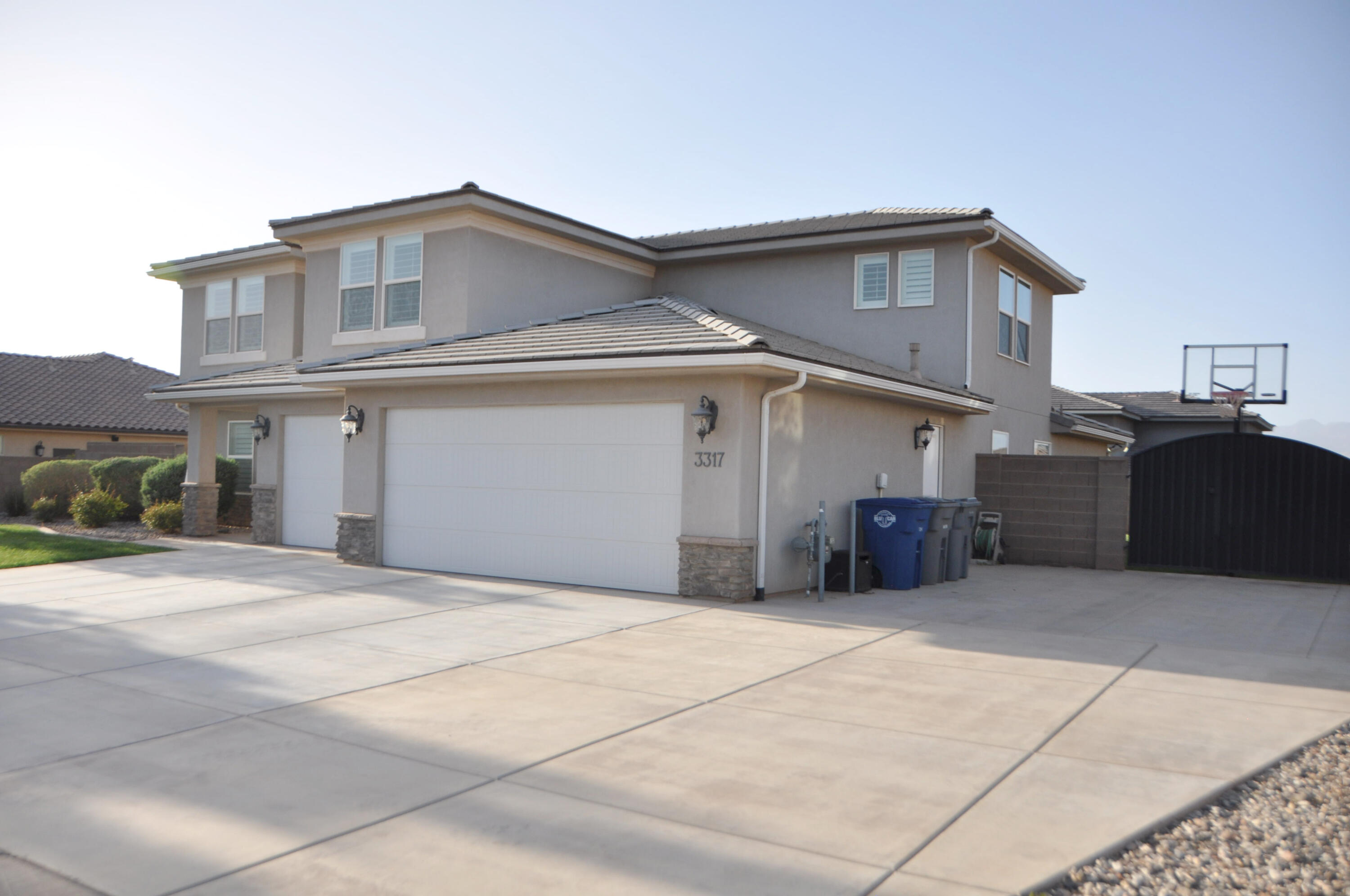 SEQUOIA ESTATES - Residential