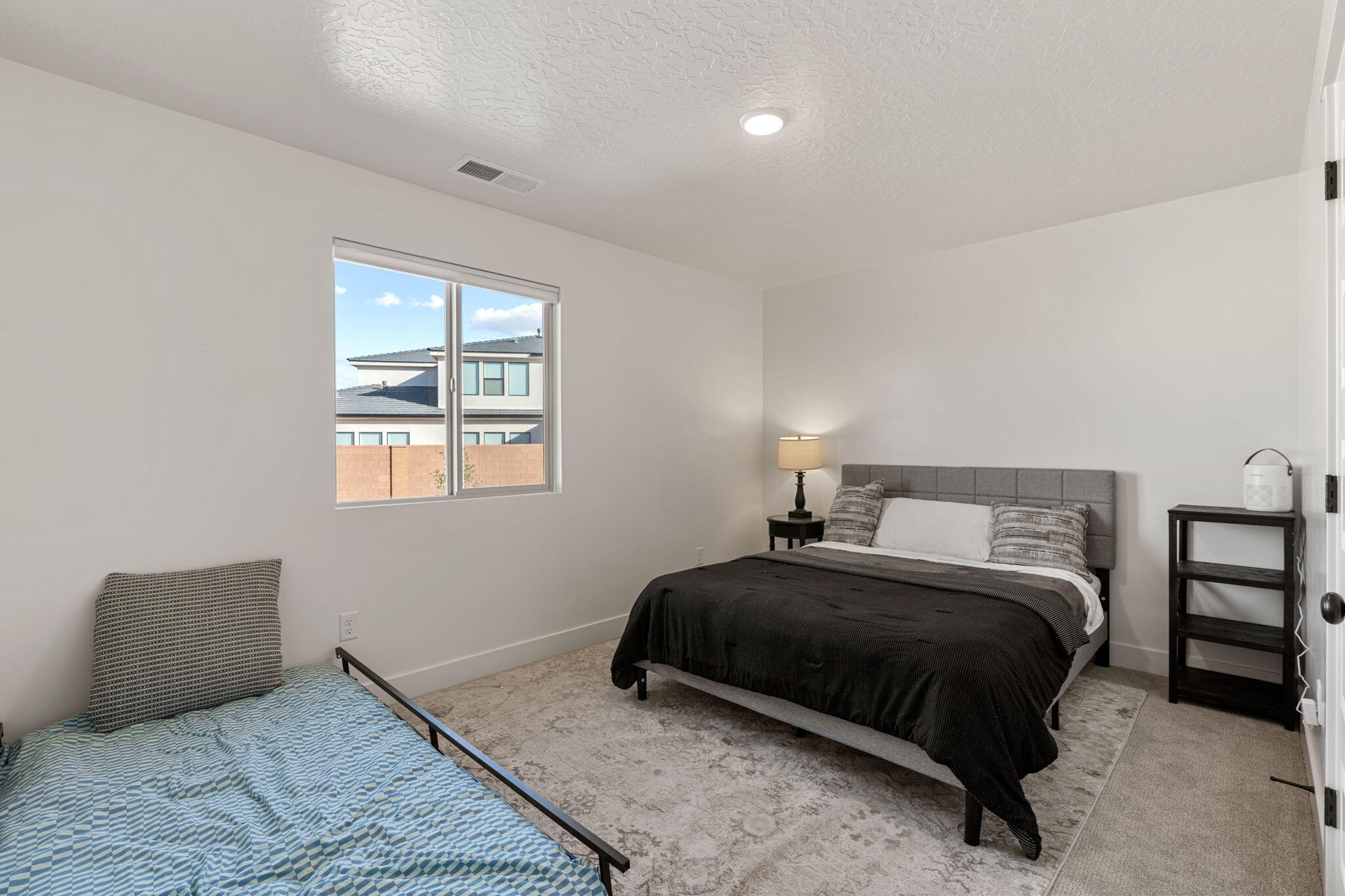 WHITE HILLS SUB - Residential