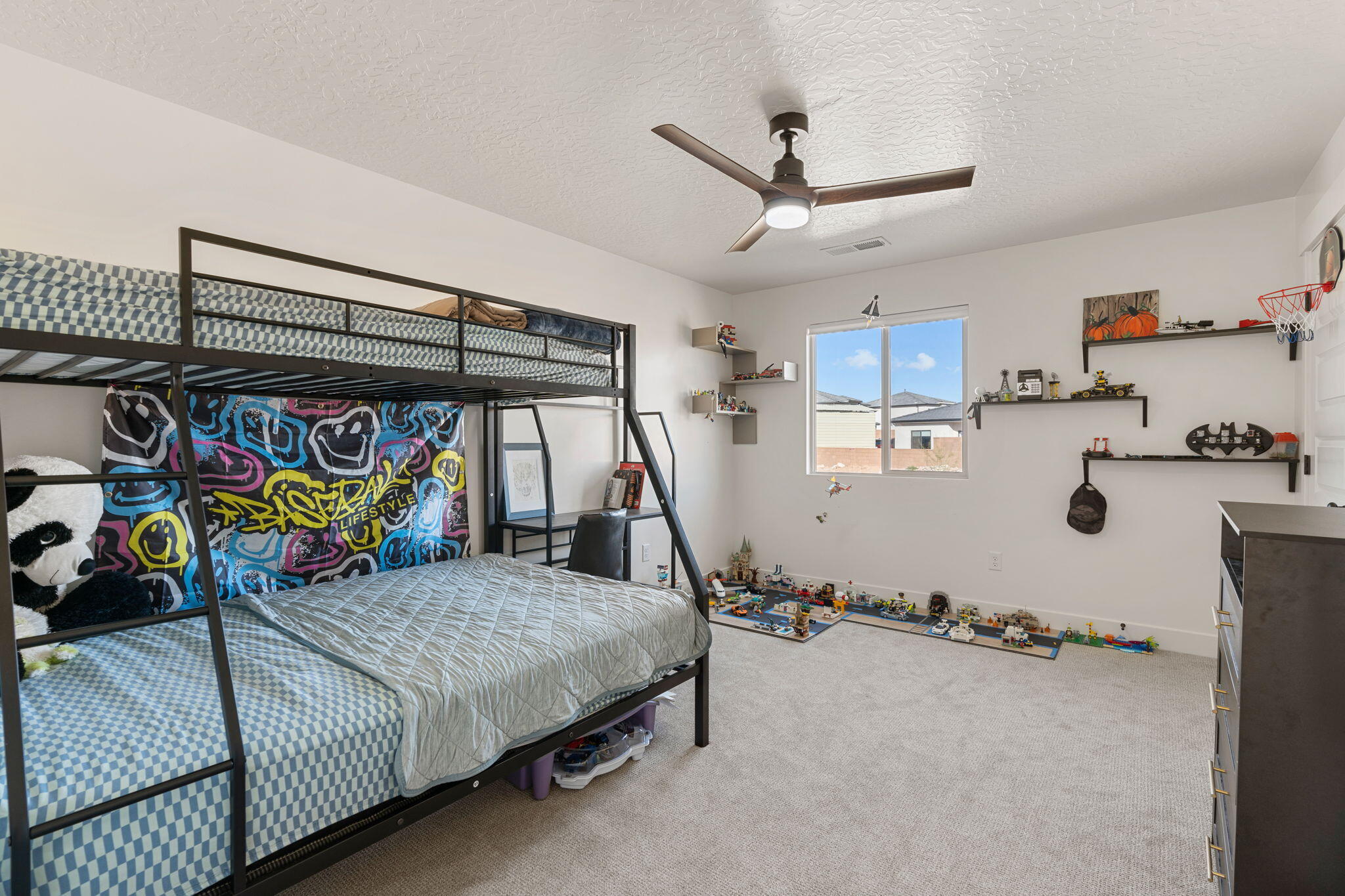 WHITE HILLS SUB - Residential