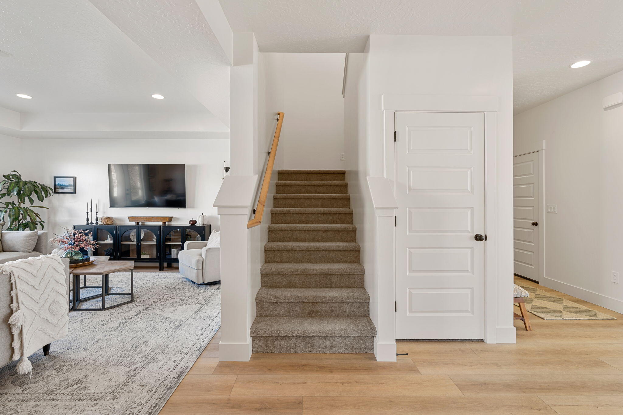 WHITE HILLS SUB - Residential