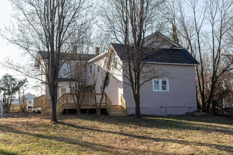 A home in GORDONSVILLE