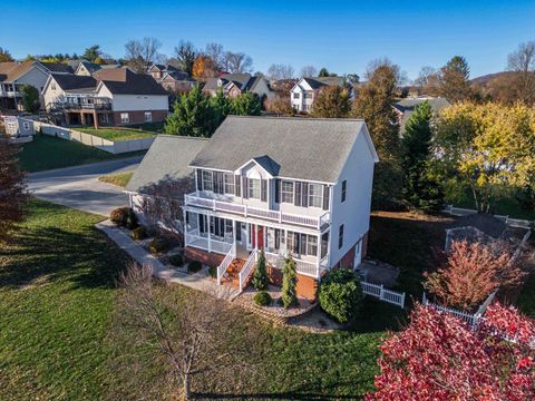 A home in DAYTON