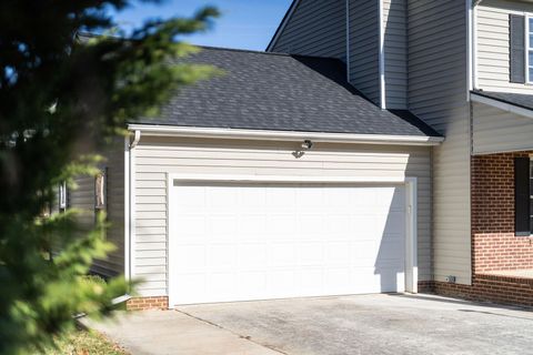 A home in WAYNESBORO