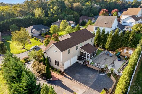 A home in ROCKINGHAM