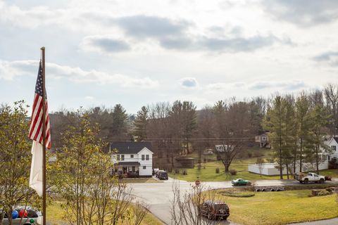 A home in ROCKINGHAM