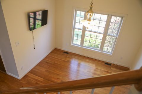 A home in WAYNESBORO