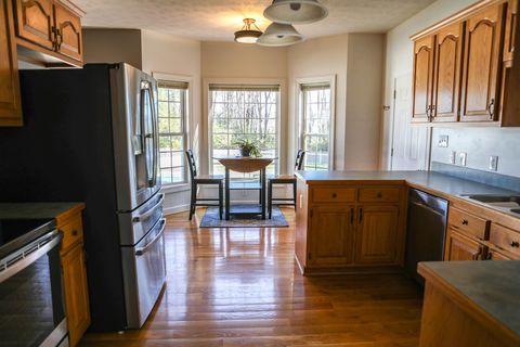 A home in WAYNESBORO