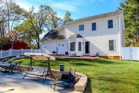 A home in WAYNESBORO