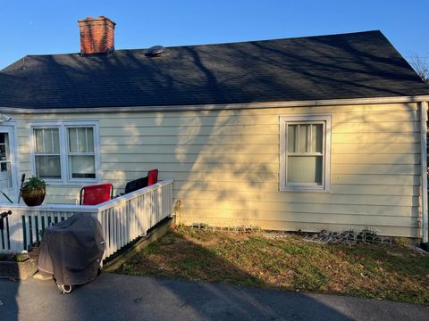 A home in STAUNTON