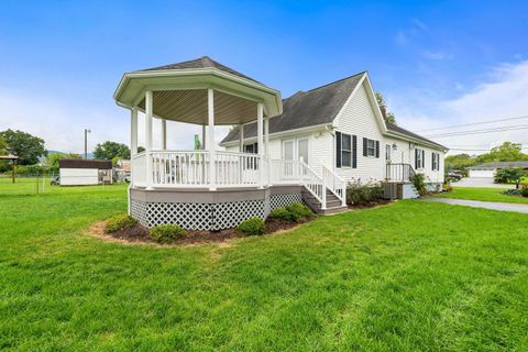 A home in PORT REPUBLIC