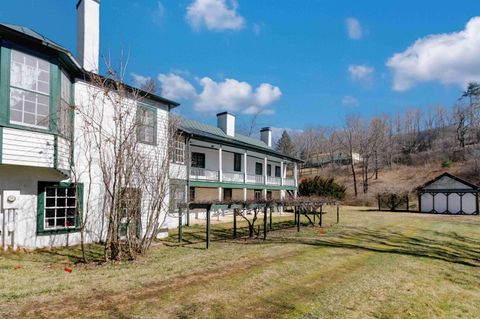 A home in WARM SPRINGS