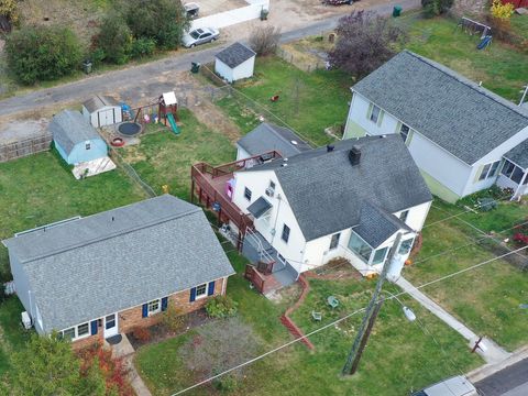 A home in WAYNESBORO