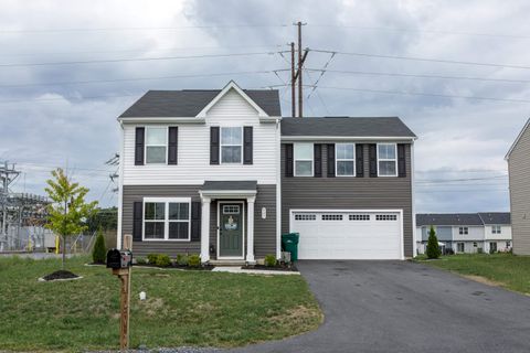 A home in GROTTOES