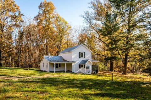 A home in BROADWAY