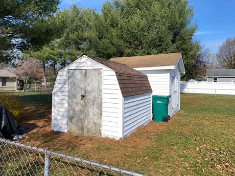 A home in GROTTOES