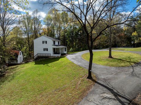 A home in ROCHELLE